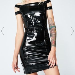 Hotshot Off-Shoulder Dress